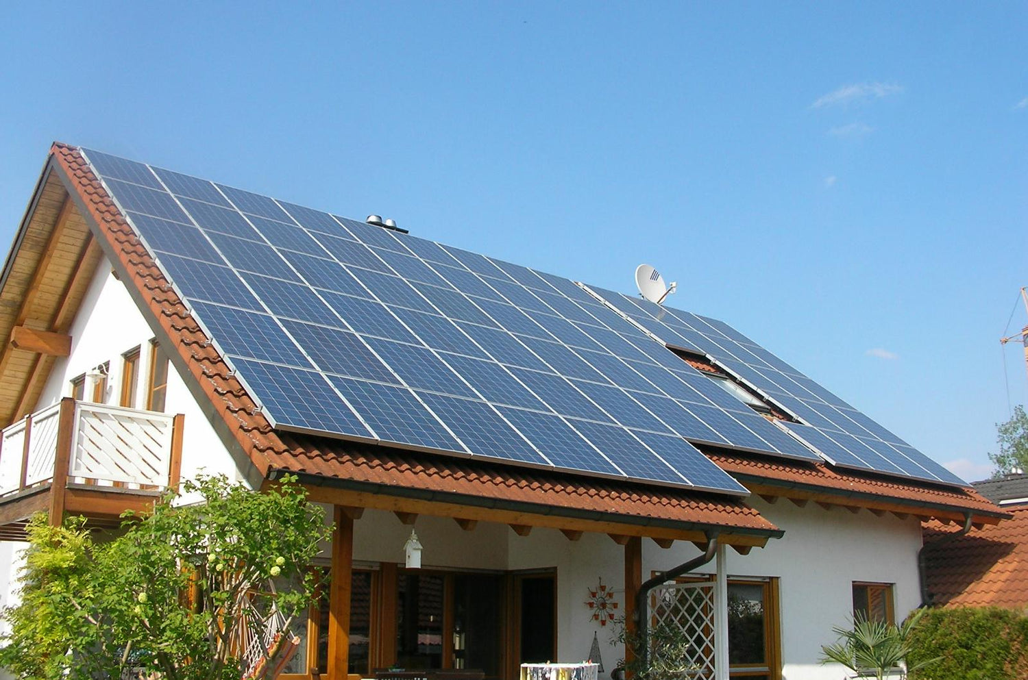 What is  low frequency inverter? Why choose it?