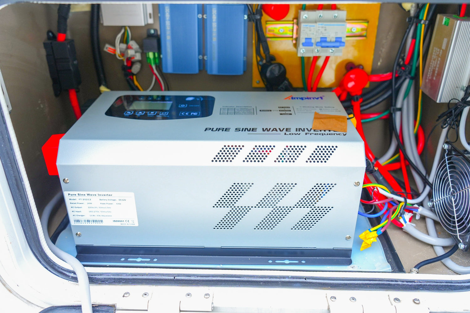DC to AC Power Inverters for Off Grid Solutions