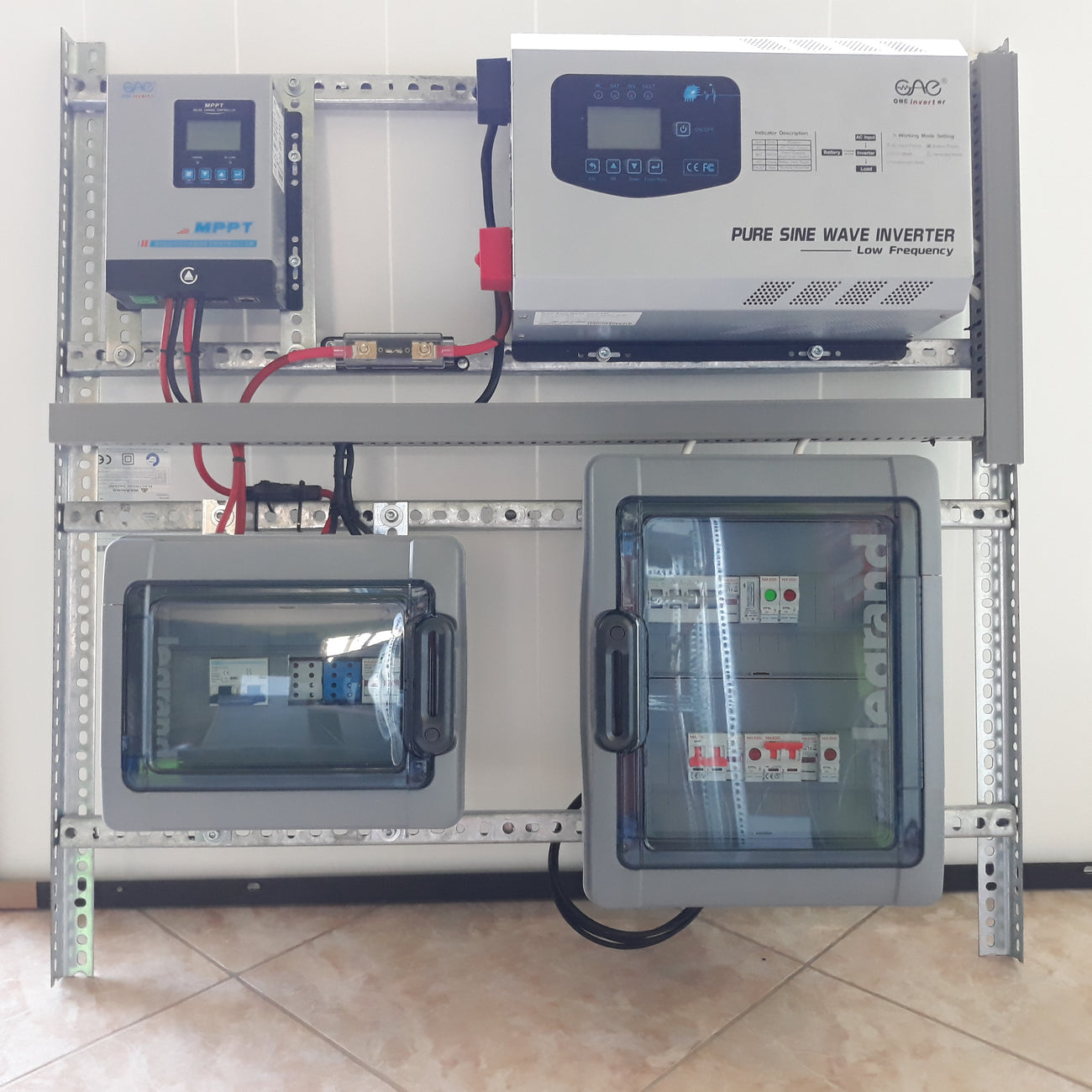 Is it tangled when choosing a solar controller?